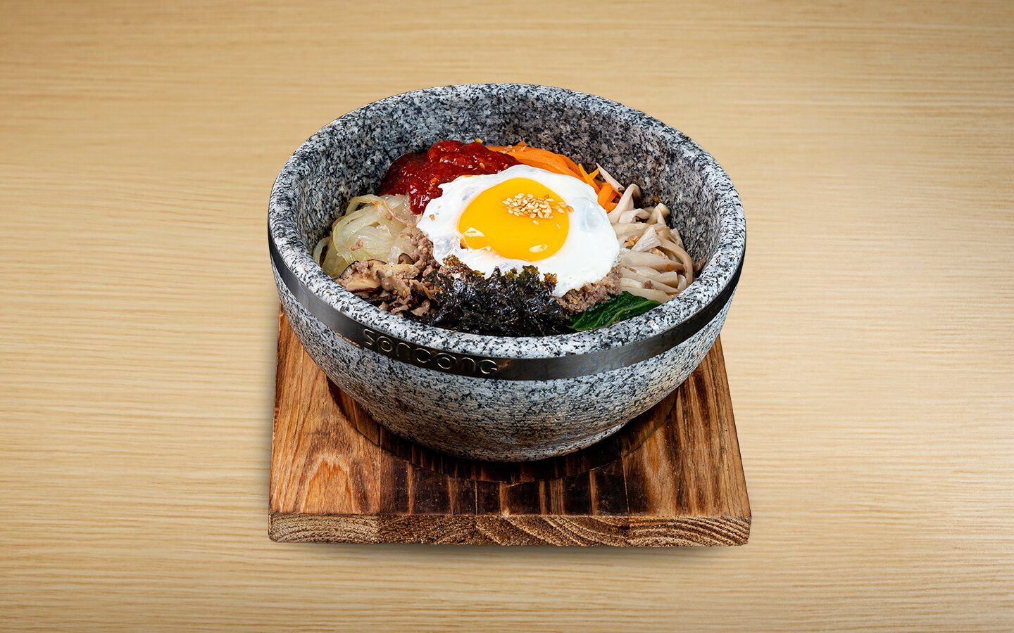 Cơm bát đá nóng